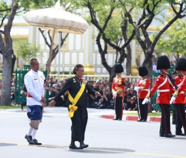 ขบวนพระบรมราชอิสริยยศ พระราชพิธีถวายพระเพลิงพระบรมศพ พระบาทสมเด็จพระปรมินทรมหาภูมิพลอดุลยเดช บรมนาถบพิตร