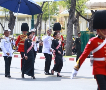 ขบวนพระบรมราชอิสริยยศ พระราชพิธีถวายพระเพลิงพระบรมศพ พระบาทสมเด็จพระปรมินทรมหาภูมิพลอดุลยเดช บรมนาถบพิตร