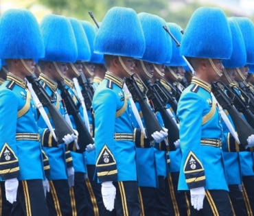 ขบวนพระบรมราชอิสริยยศ พระราชพิธีถวายพระเพลิงพระบรมศพ พระบาทสมเด็จพระปรมินทรมหาภูมิพลอดุลยเดช บรมนาถบพิตร