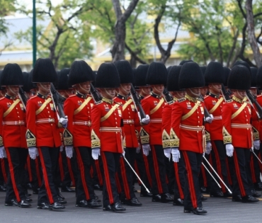 ขบวนพระบรมราชอิสริยยศ พระราชพิธีถวายพระเพลิงพระบรมศพ พระบาทสมเด็จพระปรมินทรมหาภูมิพลอดุลยเดช บรมนาถบพิตร