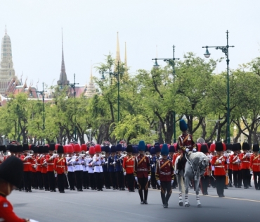 ขบวนพระบรมราชอิสริยยศ พระราชพิธีถวายพระเพลิงพระบรมศพ พระบาทสมเด็จพระปรมินทรมหาภูมิพลอดุลยเดช บรมนาถบพิตร