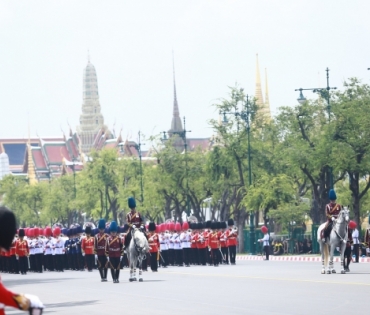 ขบวนพระบรมราชอิสริยยศ พระราชพิธีถวายพระเพลิงพระบรมศพ พระบาทสมเด็จพระปรมินทรมหาภูมิพลอดุลยเดช บรมนาถบพิตร