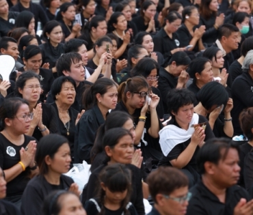 ขบวนพระบรมราชอิสริยยศ พระราชพิธีถวายพระเพลิงพระบรมศพ พระบาทสมเด็จพระปรมินทรมหาภูมิพลอดุลยเดช บรมนาถบพิตร