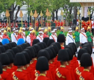 ขบวนพระบรมราชอิสริยยศ พระราชพิธีถวายพระเพลิงพระบรมศพ พระบาทสมเด็จพระปรมินทรมหาภูมิพลอดุลยเดช บรมนาถบพิตร