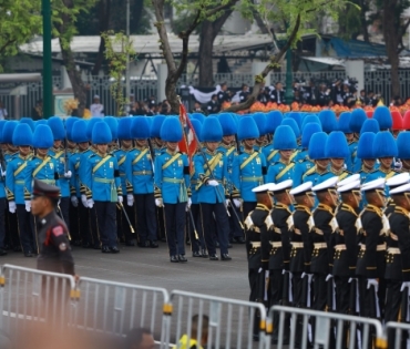 ขบวนพระบรมราชอิสริยยศ พระราชพิธีถวายพระเพลิงพระบรมศพ พระบาทสมเด็จพระปรมินทรมหาภูมิพลอดุลยเดช บรมนาถบพิตร