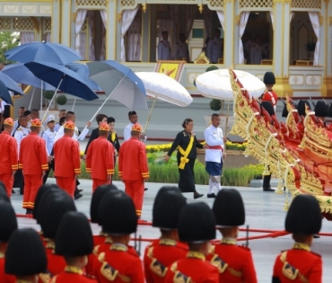 ขบวนพระบรมราชอิสริยยศ พระราชพิธีถวายพระเพลิงพระบรมศพ พระบาทสมเด็จพระปรมินทรมหาภูมิพลอดุลยเดช บรมนาถบพิตร