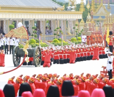 ขบวนพระบรมราชอิสริยยศ พระราชพิธีถวายพระเพลิงพระบรมศพ พระบาทสมเด็จพระปรมินทรมหาภูมิพลอดุลยเดช บรมนาถบพิตร