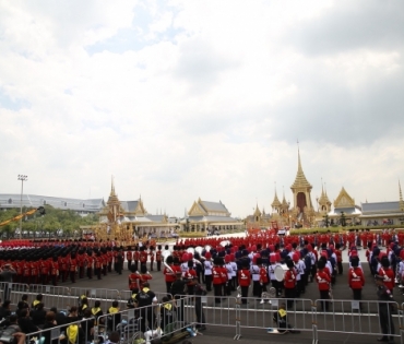 ขบวนพระบรมราชอิสริยยศ พระราชพิธีถวายพระเพลิงพระบรมศพ พระบาทสมเด็จพระปรมินทรมหาภูมิพลอดุลยเดช บรมนาถบพิตร