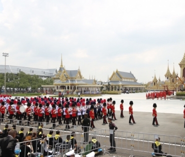 ขบวนพระบรมราชอิสริยยศ พระราชพิธีถวายพระเพลิงพระบรมศพ พระบาทสมเด็จพระปรมินทรมหาภูมิพลอดุลยเดช บรมนาถบพิตร