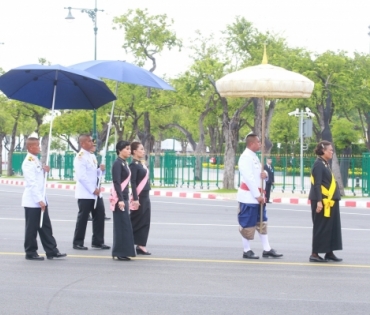 ขบวนพระบรมราชอิสริยยศ พระราชพิธีถวายพระเพลิงพระบรมศพ พระบาทสมเด็จพระปรมินทรมหาภูมิพลอดุลยเดช บรมนาถบพิตร