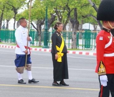 ขบวนพระบรมราชอิสริยยศ พระราชพิธีถวายพระเพลิงพระบรมศพ พระบาทสมเด็จพระปรมินทรมหาภูมิพลอดุลยเดช บรมนาถบพิตร