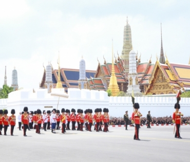 ขบวนพระบรมราชอิสริยยศ พระราชพิธีถวายพระเพลิงพระบรมศพ พระบาทสมเด็จพระปรมินทรมหาภูมิพลอดุลยเดช บรมนาถบพิตร