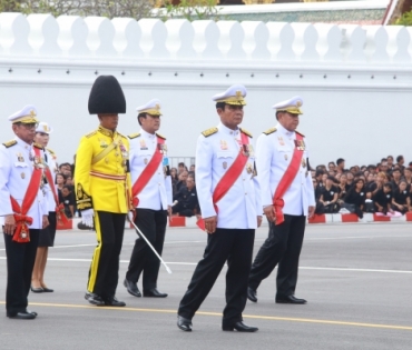 ขบวนพระบรมราชอิสริยยศ พระราชพิธีถวายพระเพลิงพระบรมศพ พระบาทสมเด็จพระปรมินทรมหาภูมิพลอดุลยเดช บรมนาถบพิตร