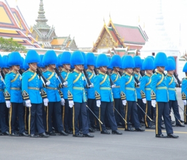 ขบวนพระบรมราชอิสริยยศ พระราชพิธีถวายพระเพลิงพระบรมศพ พระบาทสมเด็จพระปรมินทรมหาภูมิพลอดุลยเดช บรมนาถบพิตร