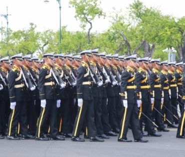 ขบวนพระบรมราชอิสริยยศ พระราชพิธีถวายพระเพลิงพระบรมศพ พระบาทสมเด็จพระปรมินทรมหาภูมิพลอดุลยเดช บรมนาถบพิตร