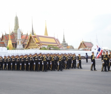 ขบวนพระบรมราชอิสริยยศ พระราชพิธีถวายพระเพลิงพระบรมศพ พระบาทสมเด็จพระปรมินทรมหาภูมิพลอดุลยเดช บรมนาถบพิตร