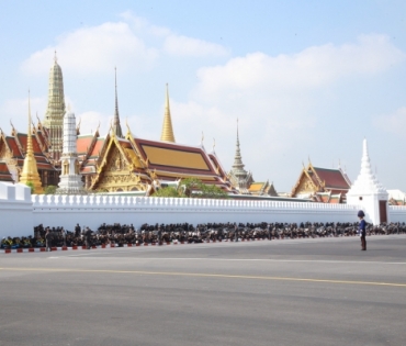 ขบวนพระบรมราชอิสริยยศ พระราชพิธีถวายพระเพลิงพระบรมศพ พระบาทสมเด็จพระปรมินทรมหาภูมิพลอดุลยเดช บรมนาถบพิตร