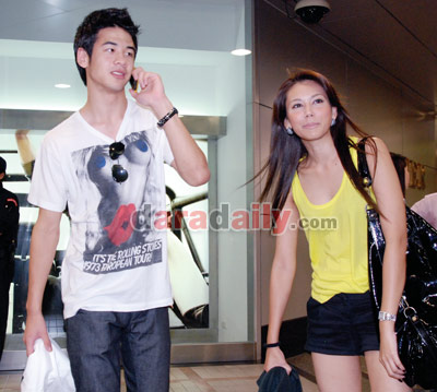 แม่ไฟเขียว"เป๋า"คบ"ตอง"