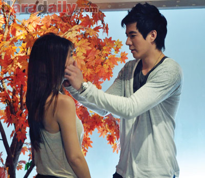 "วุ้นเส้น"ไม่แคร์ประกบปาก"ฮาเวิร์ด"แค่งาน