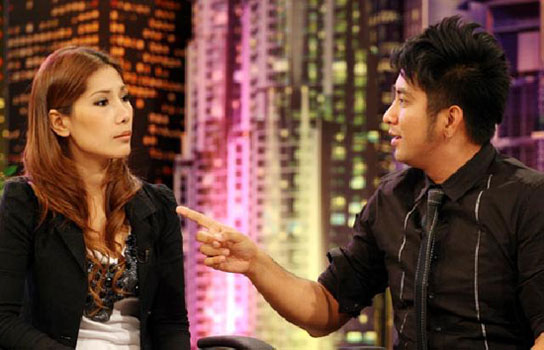 “บอล เชิญยิ้ม” ควง “หนู” ภรรยาเก่า ฉะกัน..กลางรายการ ตีสิบ