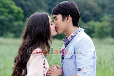 จูบลาจอ"ญาญ่า"เคลิ้ม