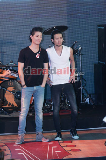 รักเก่า “เป้ สเลอ” ปะทะรักใหม่ “ตูน บอดี้สแลม” ทำงานร่วมกันไร้ปัญหา