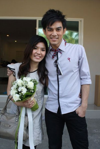 “มอส” จัดบิ๊กเซอร์ไพร์ส เนรมิตชีวิตสาวอกหักให้มีความสุข ถึงกับหลั่งน้ำตา