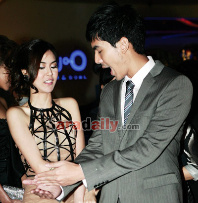 สาวอื่นฟังไว้"พีค"มีหึงตามเฝ้ากองถ่าย