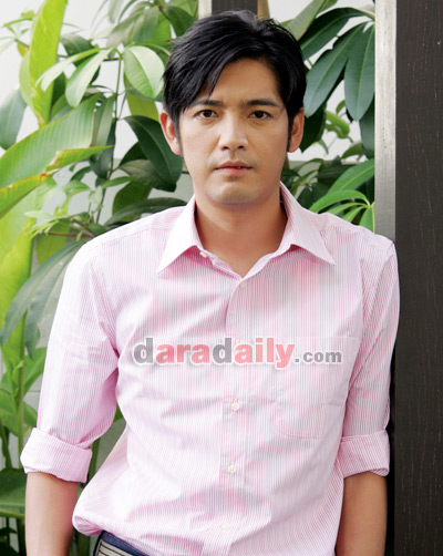 "หนุ่ม"ลั่นโสดสนิทเมินแต่งฟ้าผ่า
