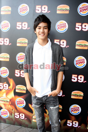 “เก้า” ยังไม่พร้อมมีแฟน รับปลื้ม “VJ.จ๋า” แต่แค่งาน