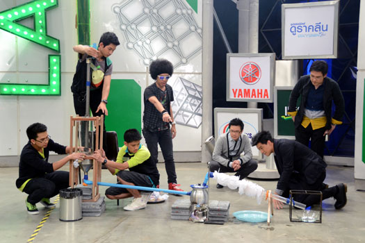 โจทย์หินวัดความเก่ง “แยกน้ำออกจากผลไม้ให้ได้น้ำใส”