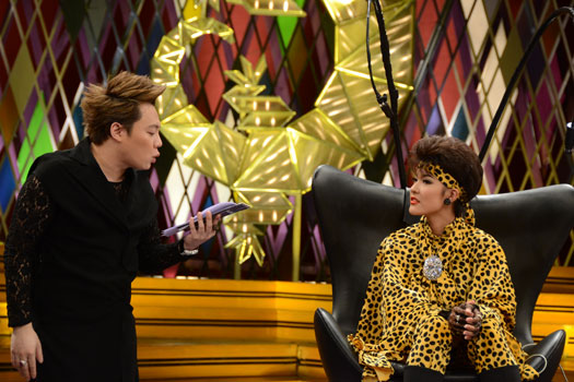 เผชิญอาถรรพ์ "พุ่มพวง" ทำ "เปาวลี" และพิธีกร สยองขนลุกซู่ !!