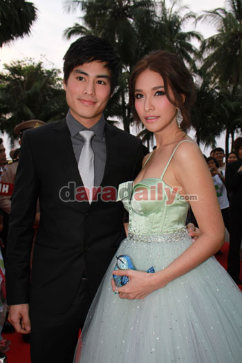 “ต้าร์” เซอร์ไพรส์วันเกิด “พลอย” พาเที่ยวทะเลค้างคืน 