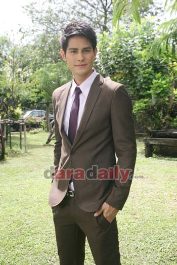  “น้ำ”เปิดใจคบ “มินตรา”สวีทตัวติดเป็นเงา 