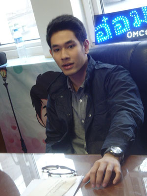 “อ๋อม-ฟลุค” โกอินเตอร์ตี๋หมวยแดนมังกรน้ำลายหก 