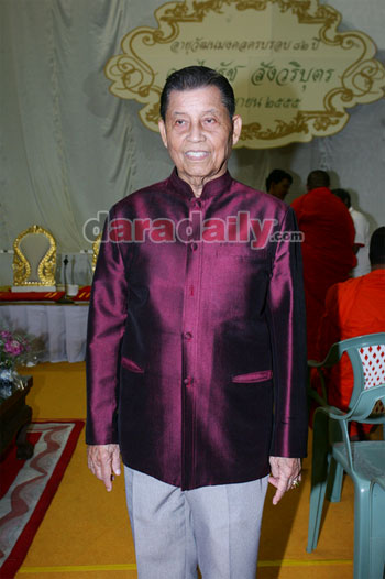ดาราแห่อวยพรวันเกิด "พ่อหรั่ง"