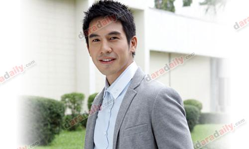 ย่องขึ้นคอนโดฯ "โป๊ป" ควงสาวอึ๋ม