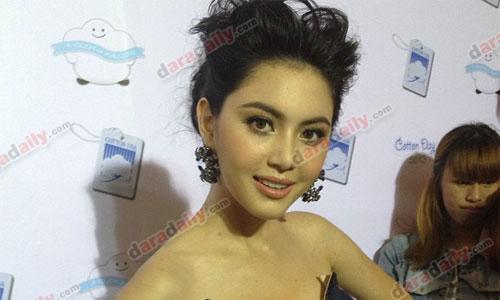 "ใหม่  ดาวิกา" โต้อัพค่าตัวเทียบ  "อั้ม พัชราภา"