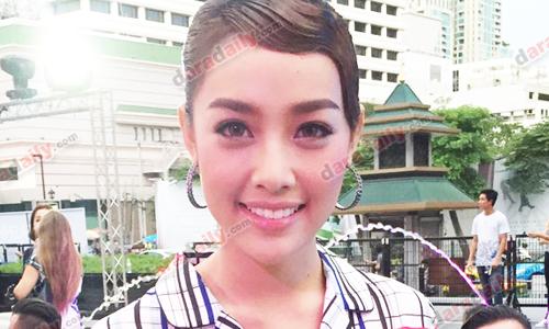 "น้ำตาล" ปลื้ม "ไผ่" ให้ของขวัญถูกใจ เมินติดโผนางเอกดังแล้วดับเร็ว!