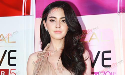 “ใหม่” เพิ่งรู้ “ชมพู่” ไม่มางานเดียวกัน โต้ดูใจ “ต่อย” พูดชัดไร้หนุ่มจีบนานแล้ว