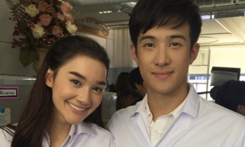 ลุคหมอกลับมาอีกครั้ง! “เดียร์น่า” เล่าเบื้องหลังละครการกุศลกับ “เจมส์ มาร์”