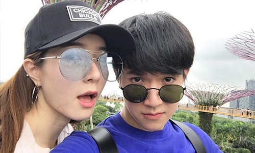 เก็บตกภาพบรรยากาศ “ริท” ควง “จียอน” เที่ยวสิงคโปร์ช่วงปีใหม่