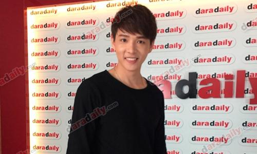 "แอมป์ เดอะสตาร์" ต่อสัญญาสังกัดใหม่อีก 5 ปี