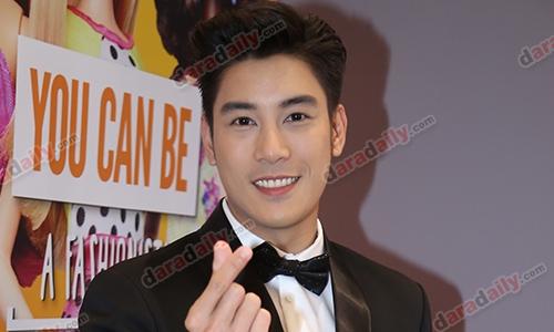 “เคน” เปิดปากดราม่า “ฌอห์ณ-เอสเธอร์” มองคนแซะเรื่องนั่งตักแม่อีกฝ่ายจิตใจไม่ดี!
