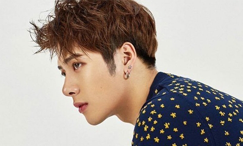 JYP วอนแฟนคลับเข้าใจ! อัพเดทอาการป่วย ล่าสุดของ “Jackson” วง “GOT7” ต้องพักต่อ