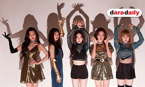 “Red Velvet” กลับมายิ่งใหญ่กว่าเดิมใน “Perfect Velvet” กับเพลง “Peek-A-Boo”