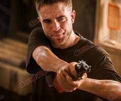 THE ROVER เปิดฉายรอบแรกในไทย ทุกเสียงยืนยัน "โรเบิร์ต แพททินสัน" แสดงเยี่ยม! 