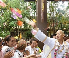 "เอก เด็กวัดร้อยล้าน" เข้าอุปสมบทที่วัดท่าไม้ ได้รับฉายาทางธรรม "พระปุญญวฑฒโน"  